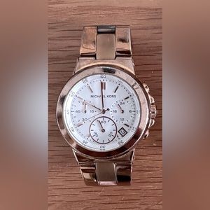 Micheal Kors Rose Gold Watch